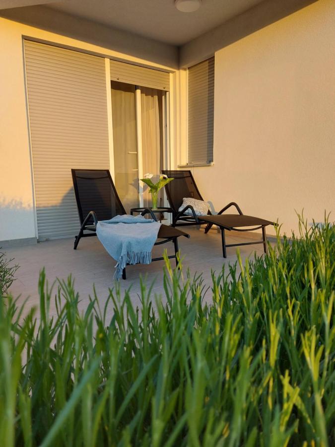 Apartment Fiorella Пореч Екстер'єр фото