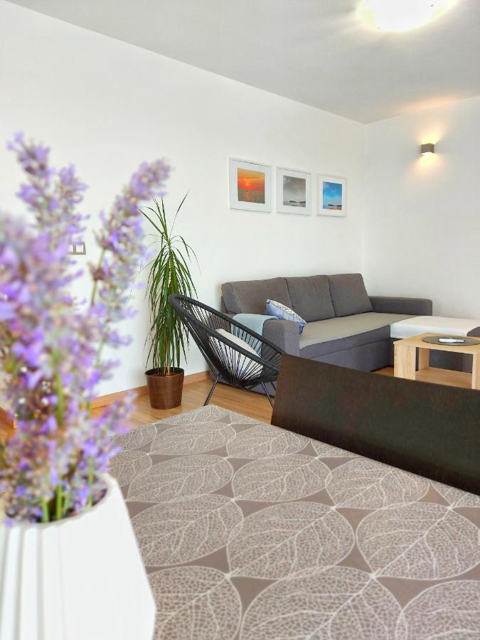 Apartment Fiorella Пореч Екстер'єр фото